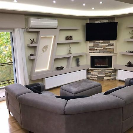 Finer Things Flisvos Beach Condo In Palaio Faliro Афіни Екстер'єр фото
