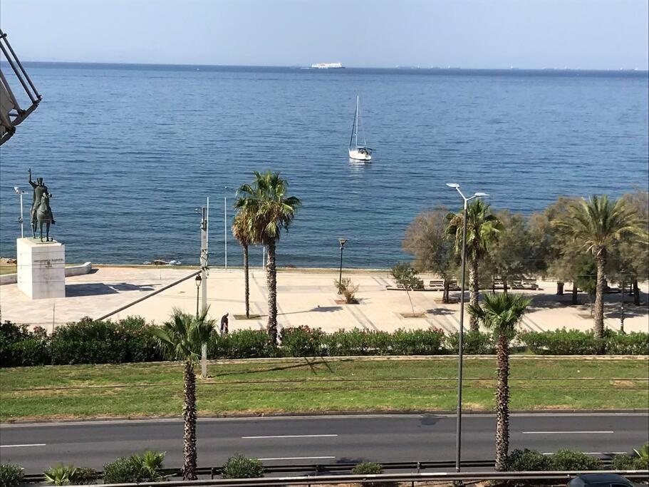 Finer Things Flisvos Beach Condo In Palaio Faliro Афіни Екстер'єр фото