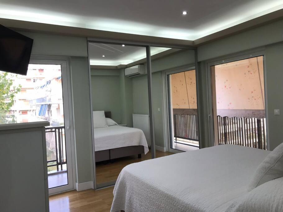 Finer Things Flisvos Beach Condo In Palaio Faliro Афіни Екстер'єр фото